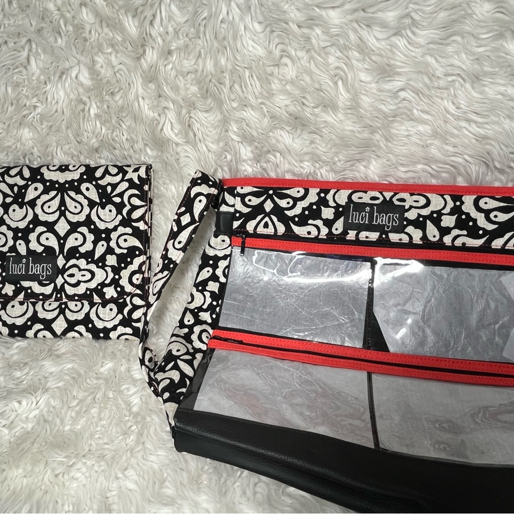 Black and Red Organizer